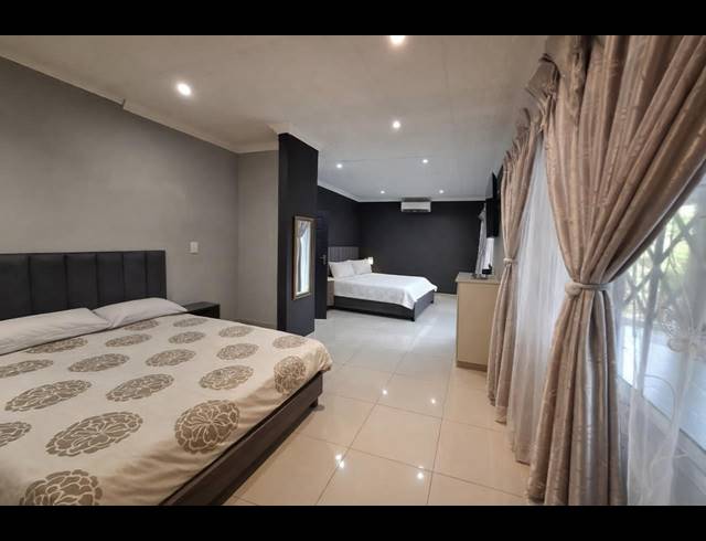 3 BEDROOM HOUSE FOR SALE IN SEA PARK